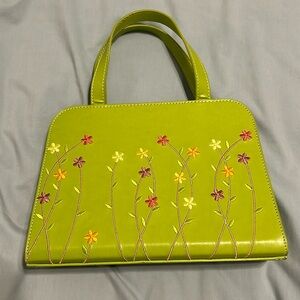 Green flower embroidered handbag